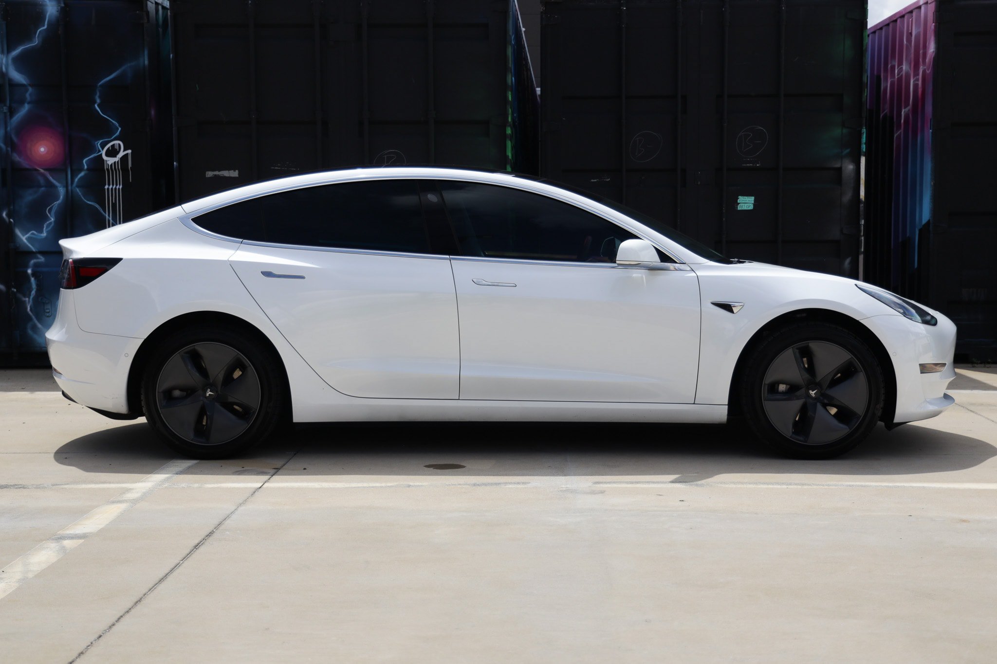 Used 2020 Tesla Model 3 Standard Range Plus RWD image 18