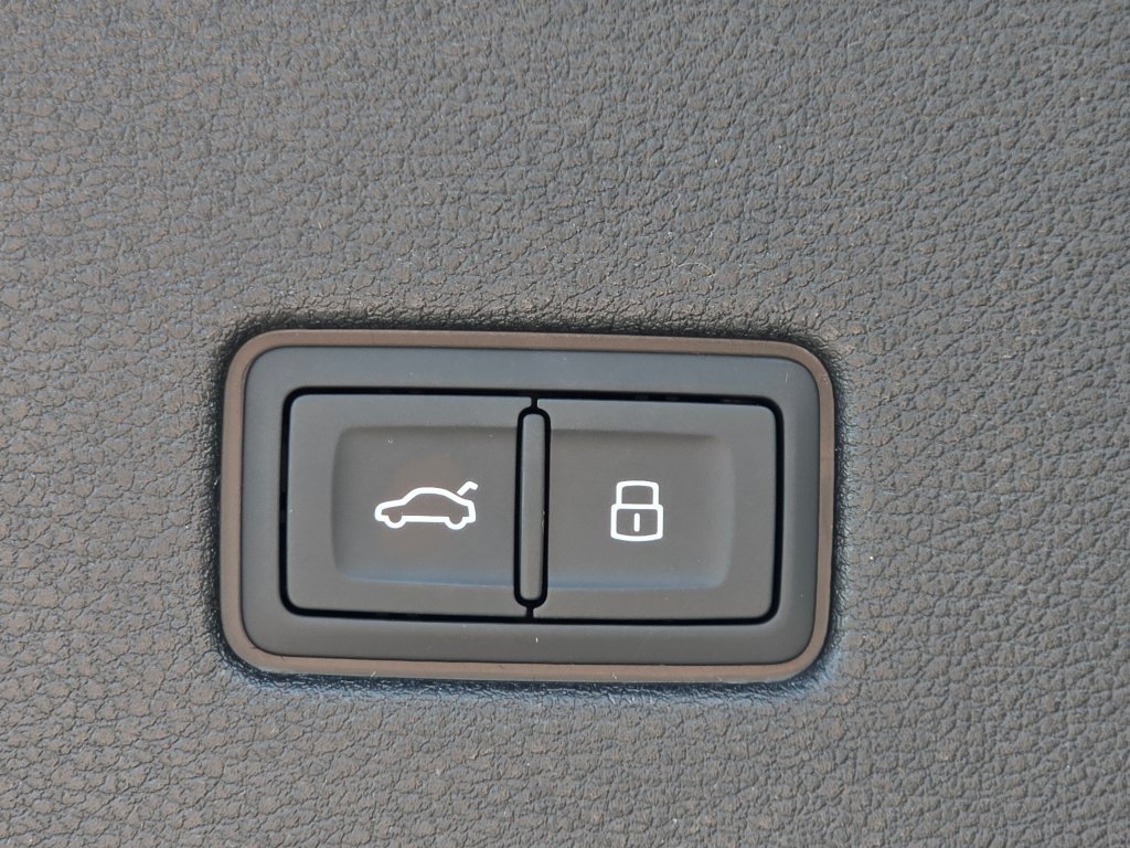 New 2026 Audi SQ8 Prestige AWD/4WD image 20