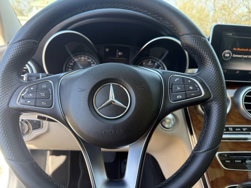 Used 2015 Mercedes-Benz C 300 4MATIC Sedan image 22