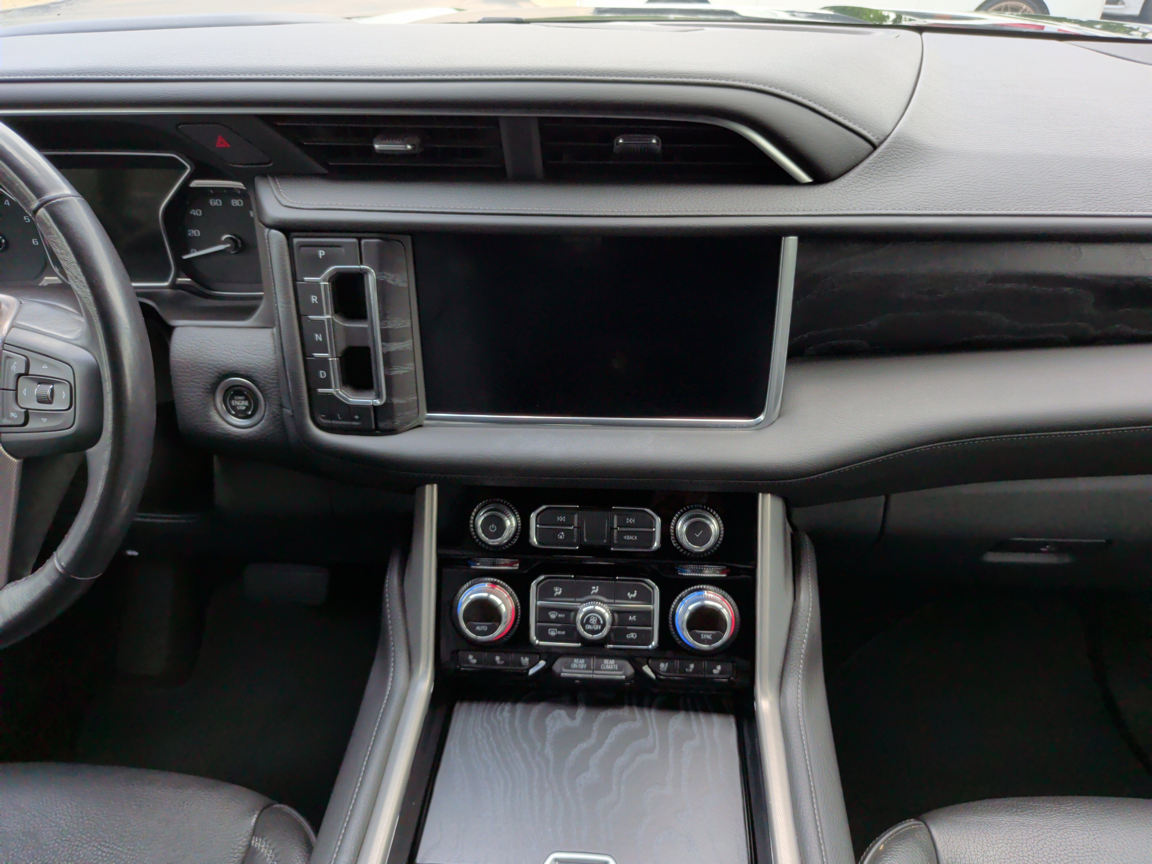 Used 2021 GMC Yukon Denali w/ Denali Premium Package image 34