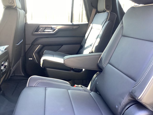 New 2026 GMC Yukon Elevation image 15