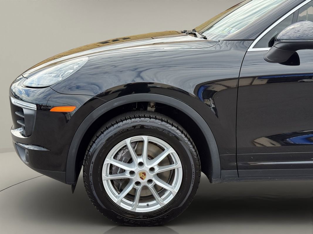 Used 2016 Porsche Cayenne image 23