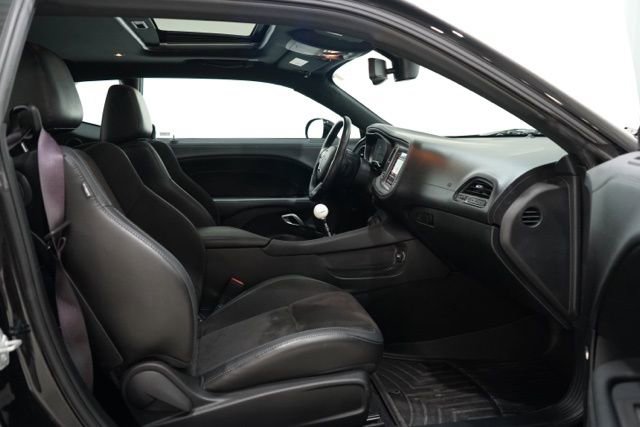 Used 2023 Dodge Challenger R/T w/ Plus Package RWD image 32