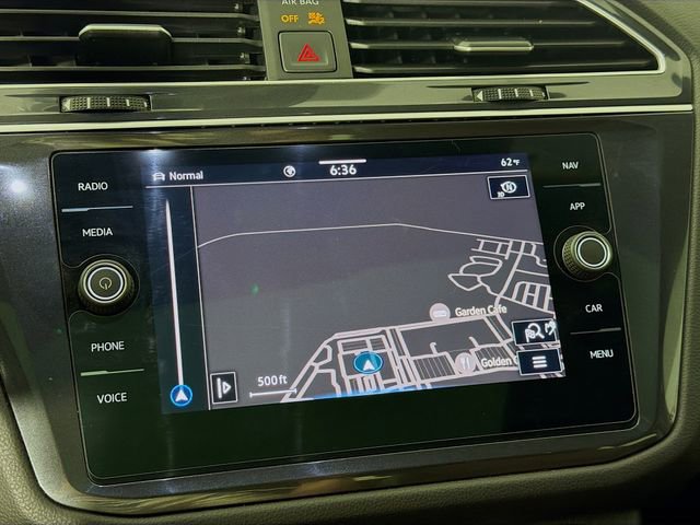 Used 2024 Volkswagen Tiguan SEL R-Line image 16