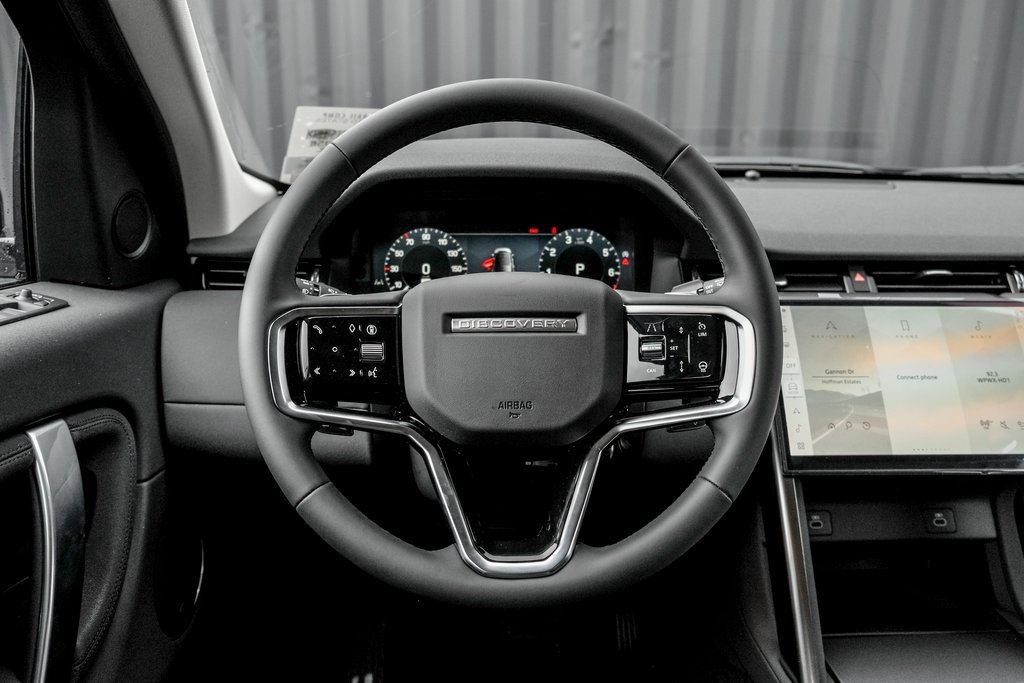 New 2025 Land Rover Discovery Sport S image 17