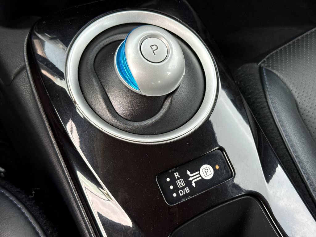 Used 2013 Nissan Leaf SL w/ Premium Pkg image 26