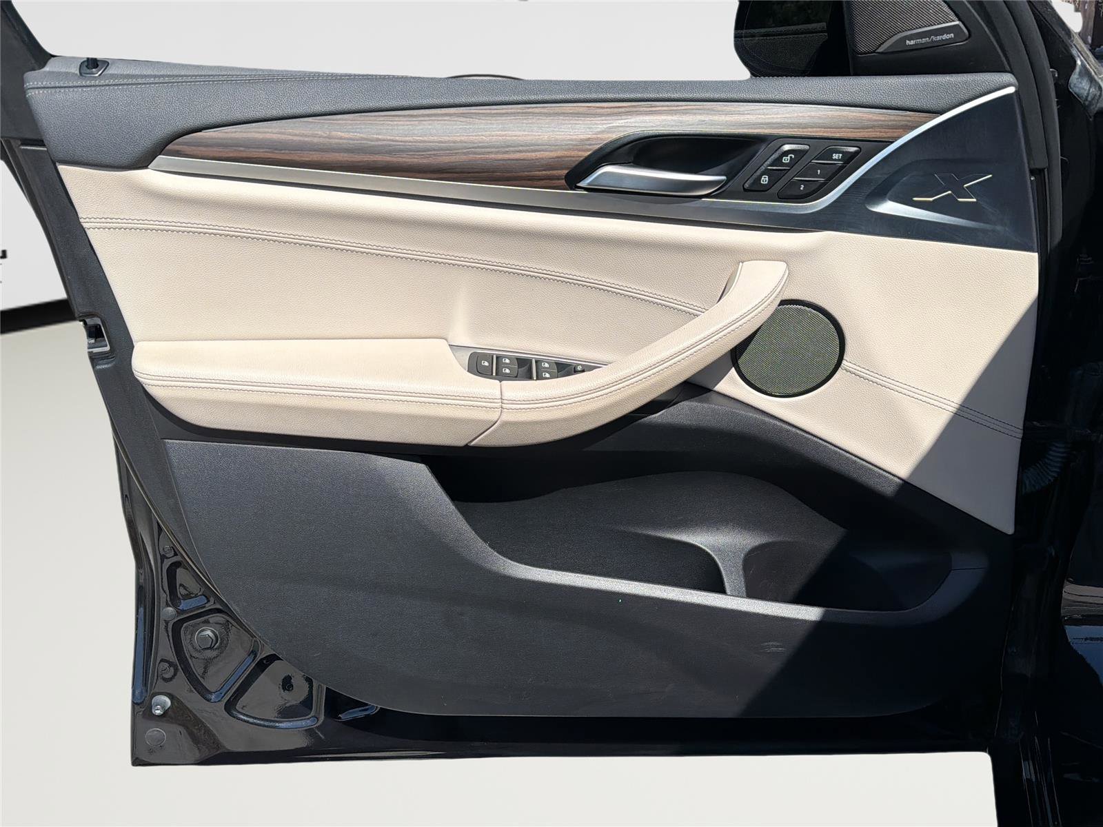 Used 2021 BMW X4 M w/ Executive Package AWD/4WD image 9