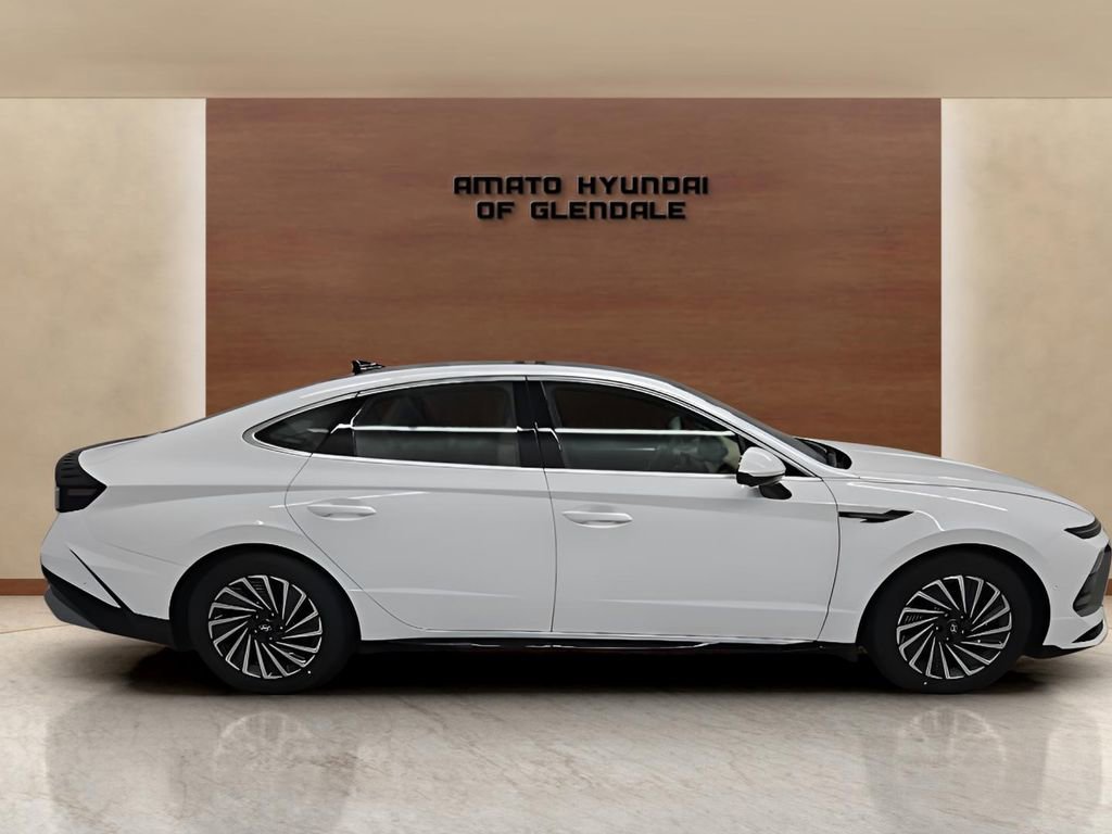 New 2026 Hyundai Sonata Limited FWD image 7