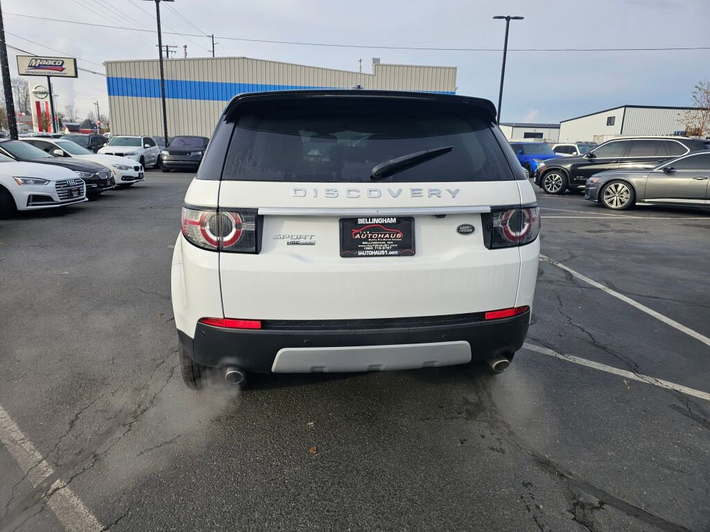 Used 2016 Land Rover Discovery Sport HSE Luxury AWD/4WD image 4