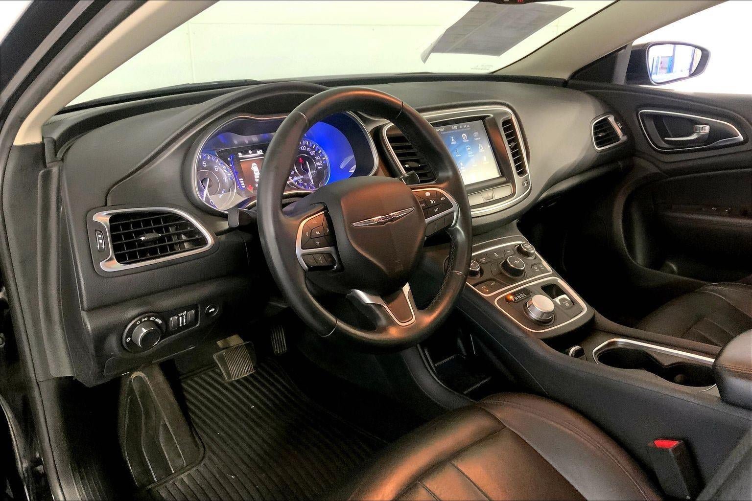 Used 2017 Chrysler 200 Limited Platinum w/ Mopar Interior Package FWD image 14
