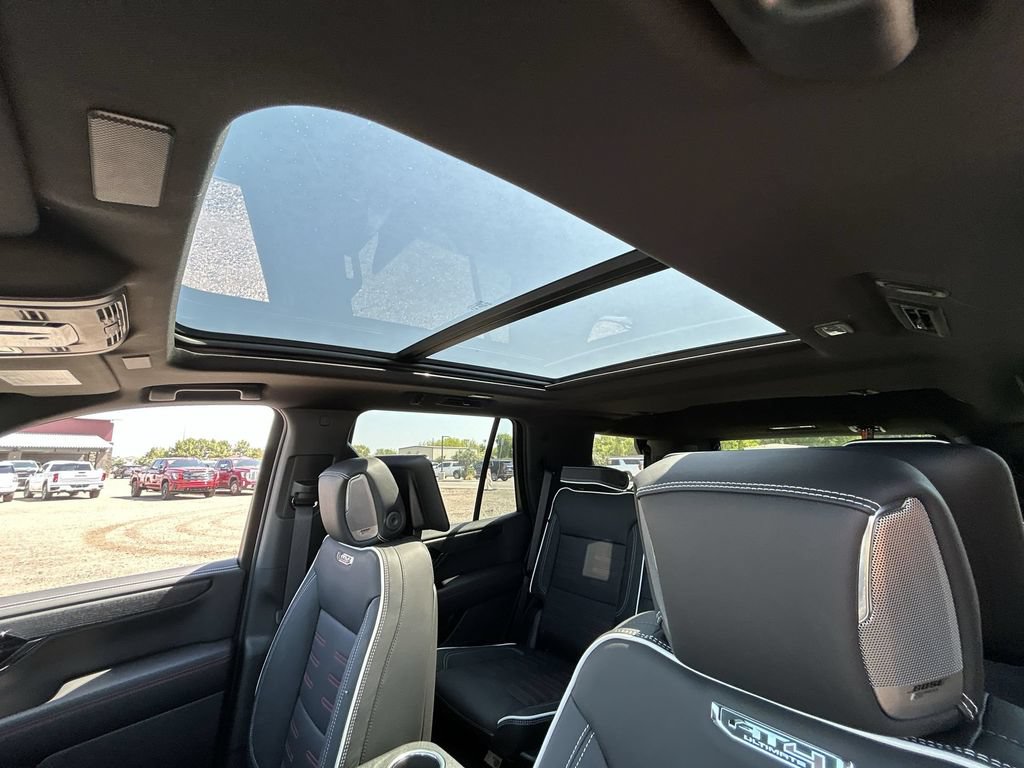 New 2026 GMC Yukon AT4 Ultimate AWD/4WD image 19