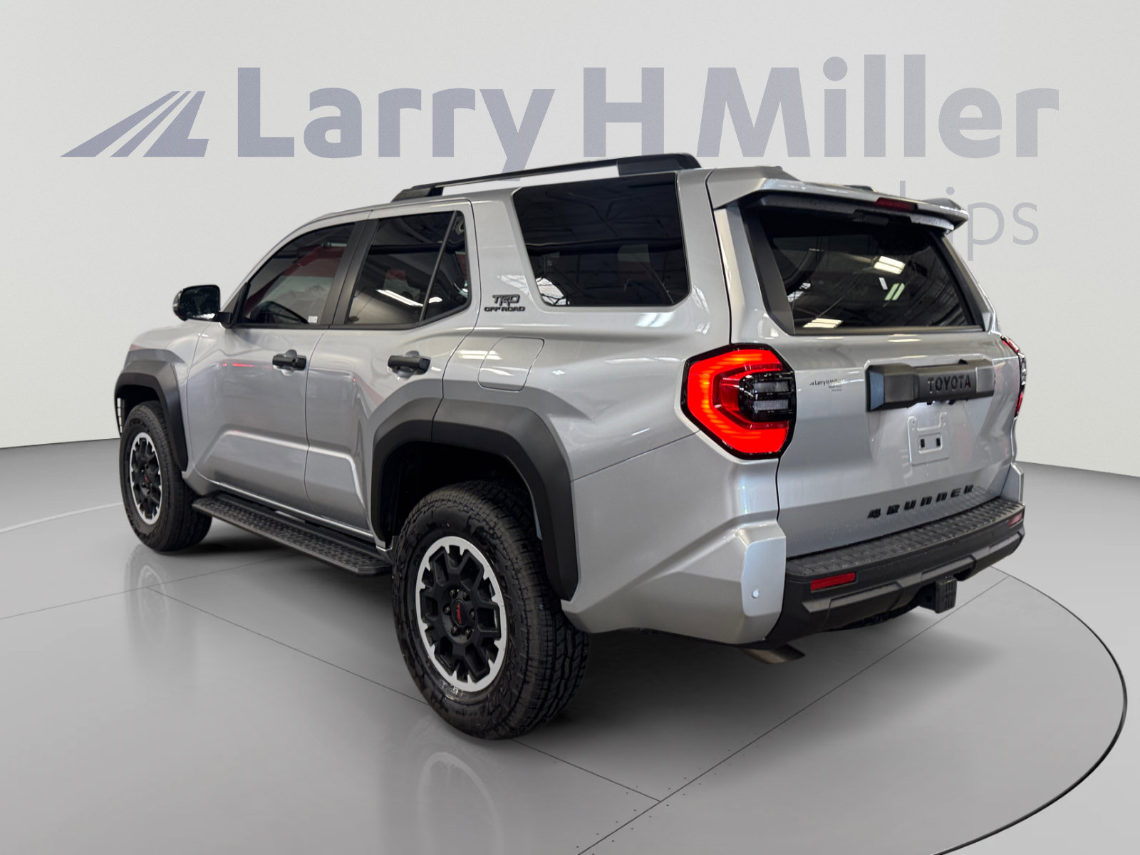 Certified 2026 Toyota 4Runner TRD Off-Road Premium AWD/4WD image 3
