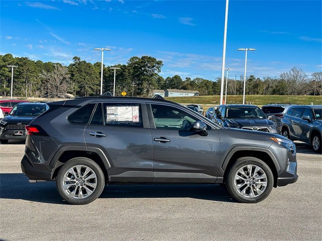 New 2025 Toyota RAV4 Limited image 9