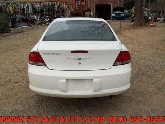 Used 2005 Chrysler Sebring Sedan image 4