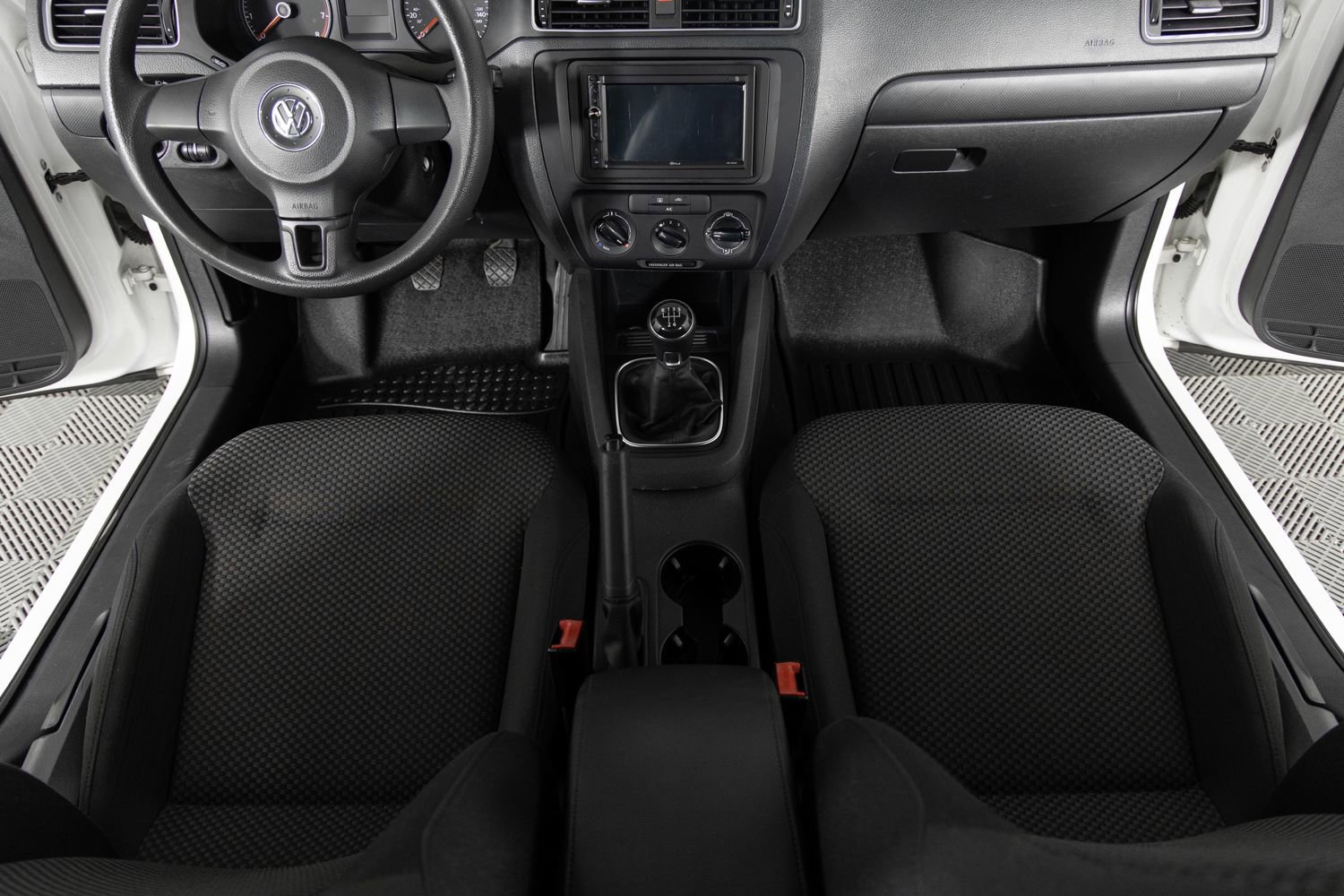 Used 2014 Volkswagen Jetta S image 32