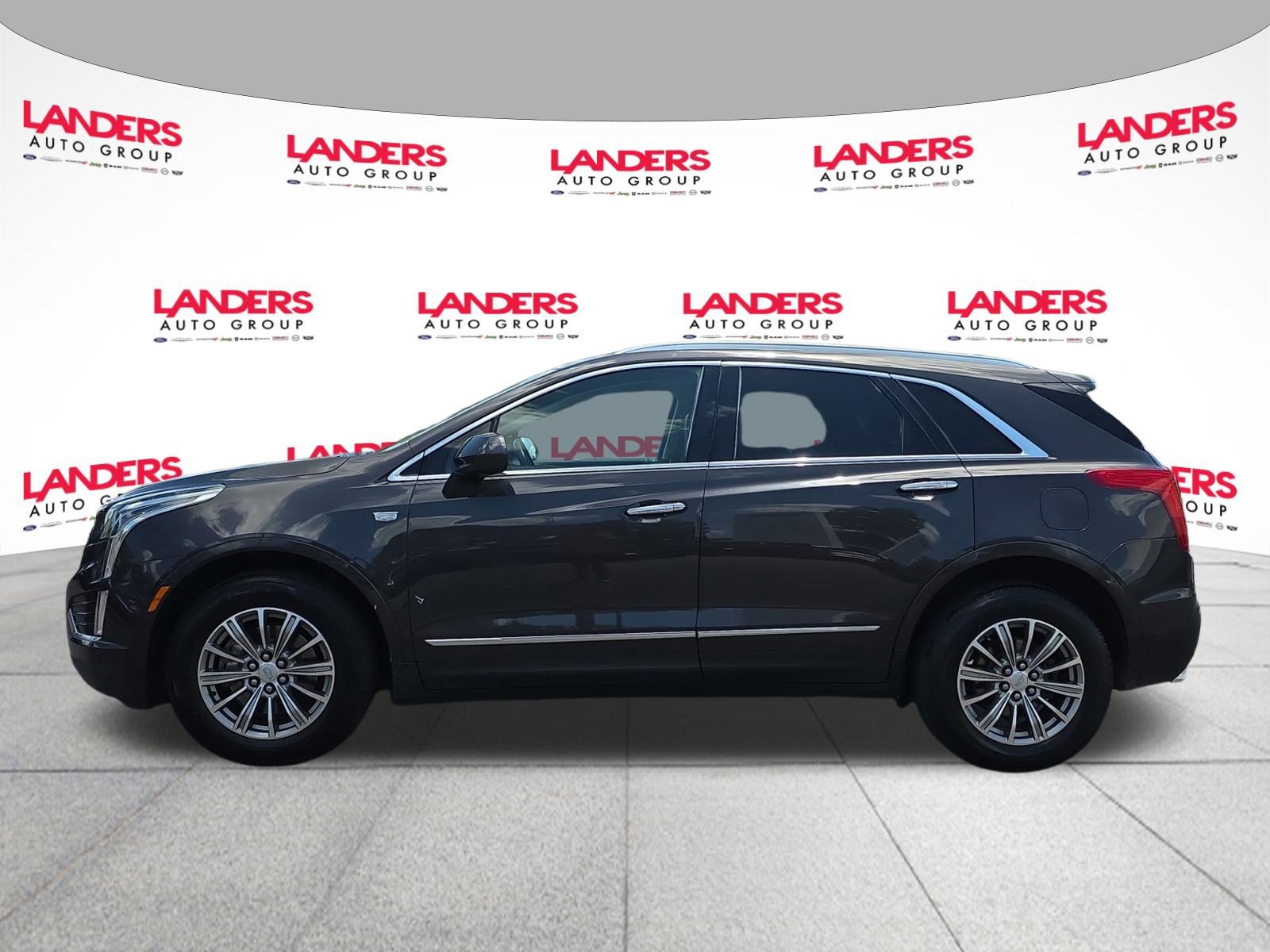 Used 2018 Cadillac XT5 Luxury w/ Driver Awareness Package FWD image 6