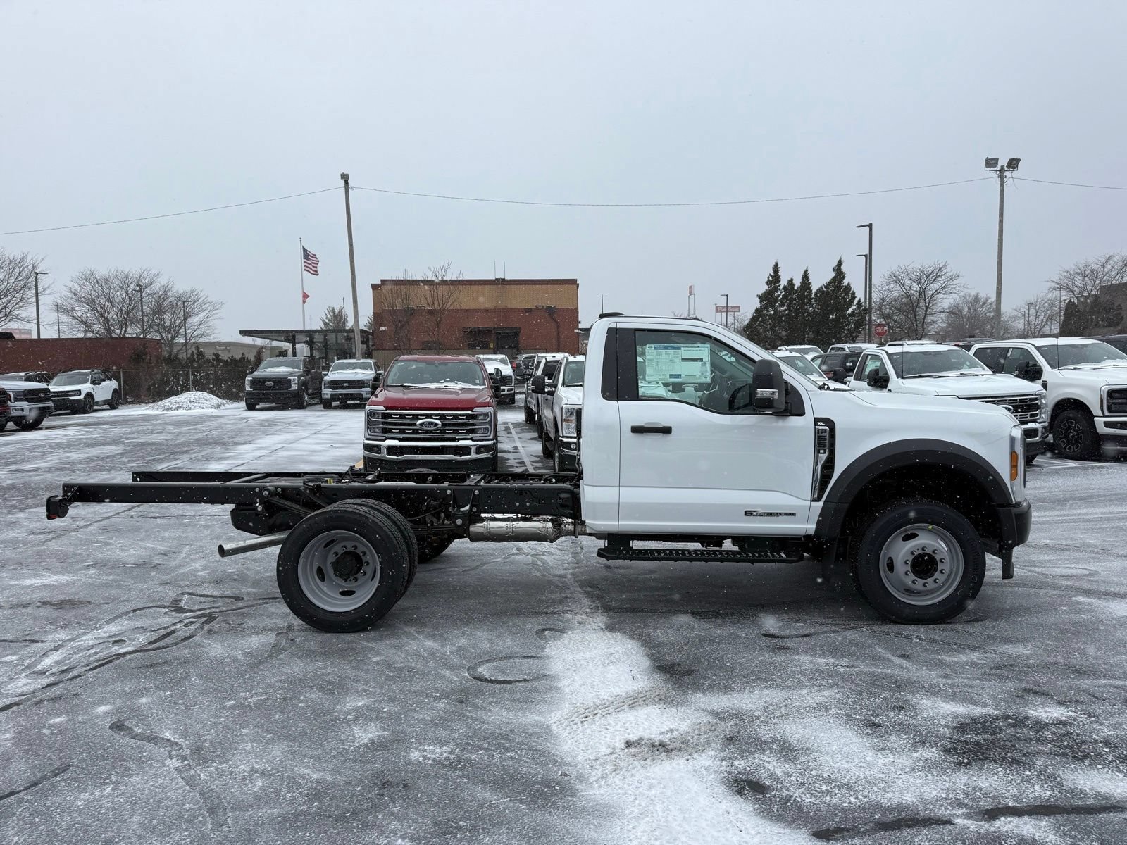 New 2026 Ford F550 2WD Regular Cab Super Duty image 7