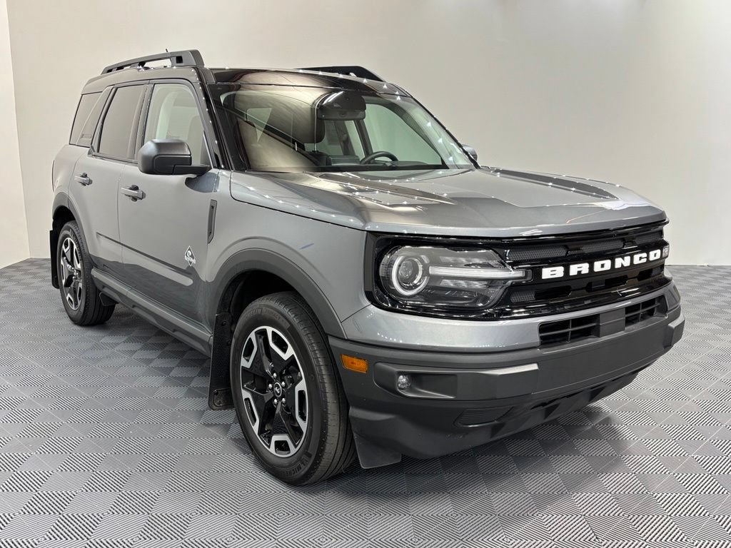 Used 2022 Ford Bronco Sport Outer Banks AWD/4WD image 3