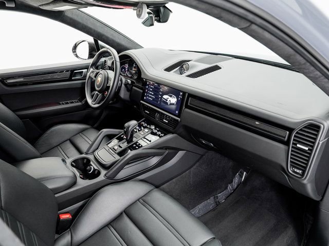 Certified 2022 Porsche Cayenne Turbo GT image 24