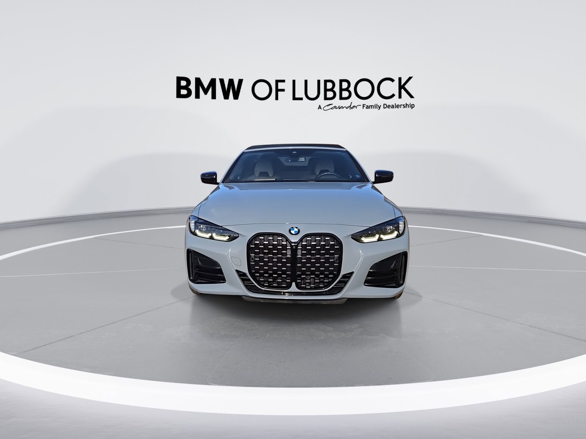 Used 2024 BMW 440i xDrive Convertible w/ Premium Package image 3