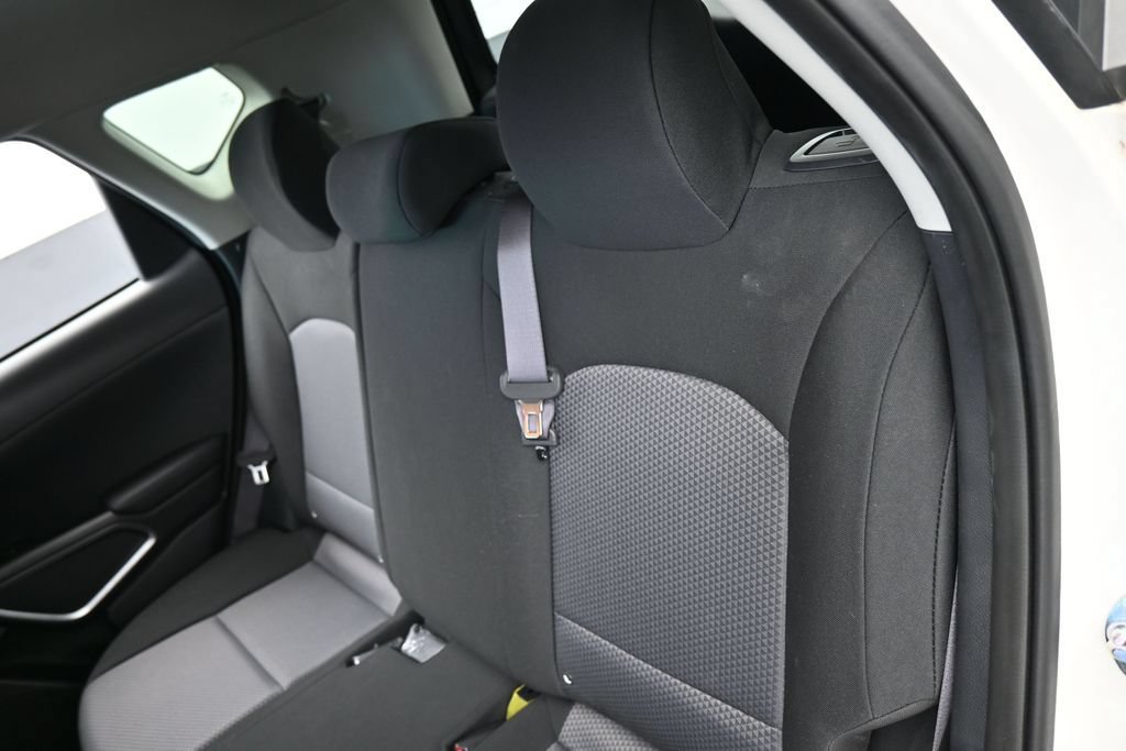 Used 2024 Kia Soul S FWD image 30