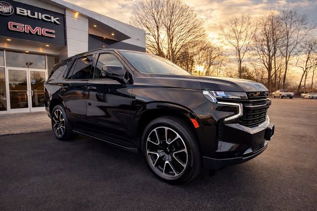 Used 2024 Chevrolet Tahoe RST w/ Luxury Package