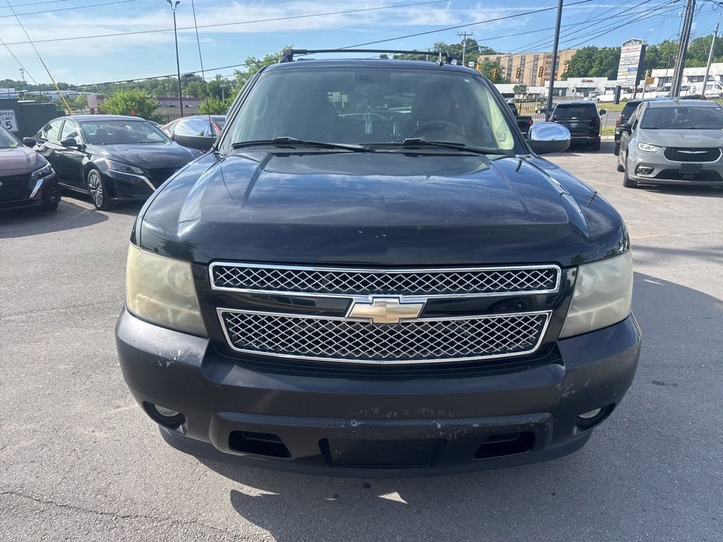 Used 2009 Chevrolet Avalanche LTZ RWD image 3