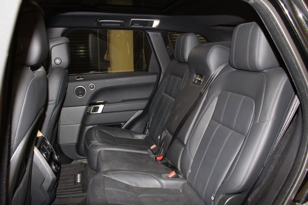 Used 2022 Land Rover Range Rover Sport HSE Dynamic image 39