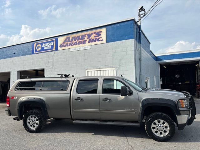 Used 2012 GMC Sierra 2500 SLE w/ SLE Preferred Package AWD/4WD image 7