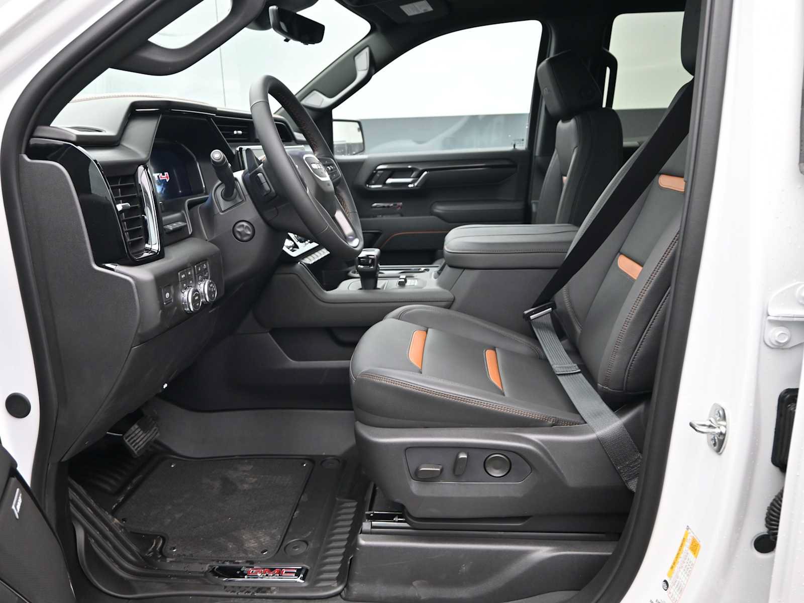 New 2026 GMC Sierra 1500 AT4 w/ AT4 Premium Package AWD/4WD image 11