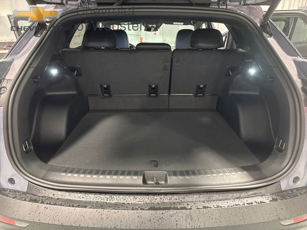 New 2026 Chevrolet Blazer EV LT image 32