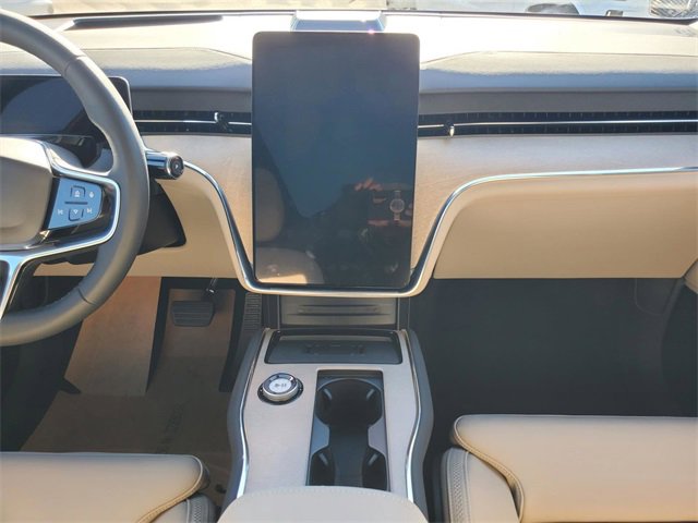 New 2025 Volvo EX90 Plus w/ Protection Package Premier image 28