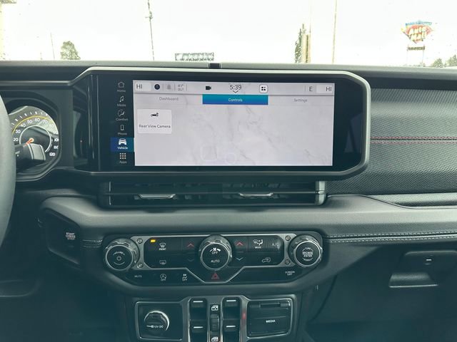 Used 2025 Jeep Wrangler Unlimited Rubicon image 22