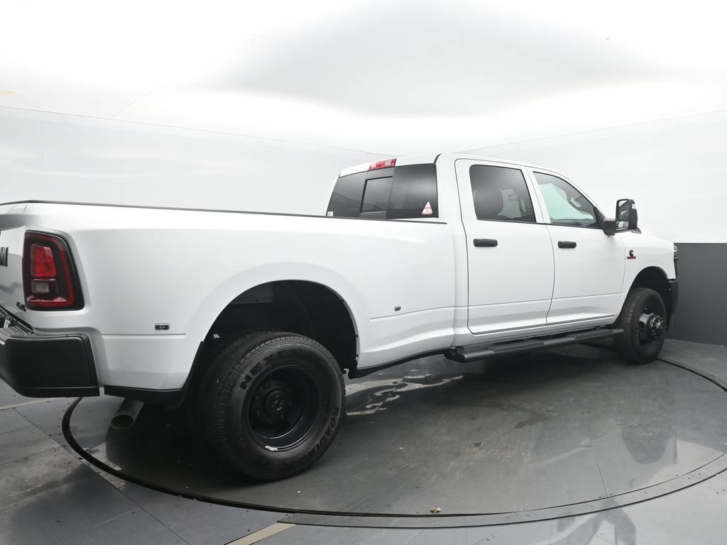New 2026 RAM 3500 Tradesman AWD/4WD image 5
