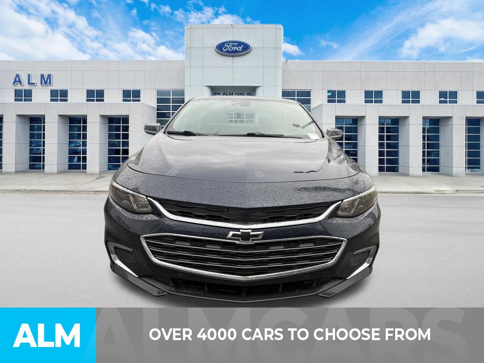Used 2017 Chevrolet Malibu Premier w/ Premier Sun and Wheel Package FWD image 2