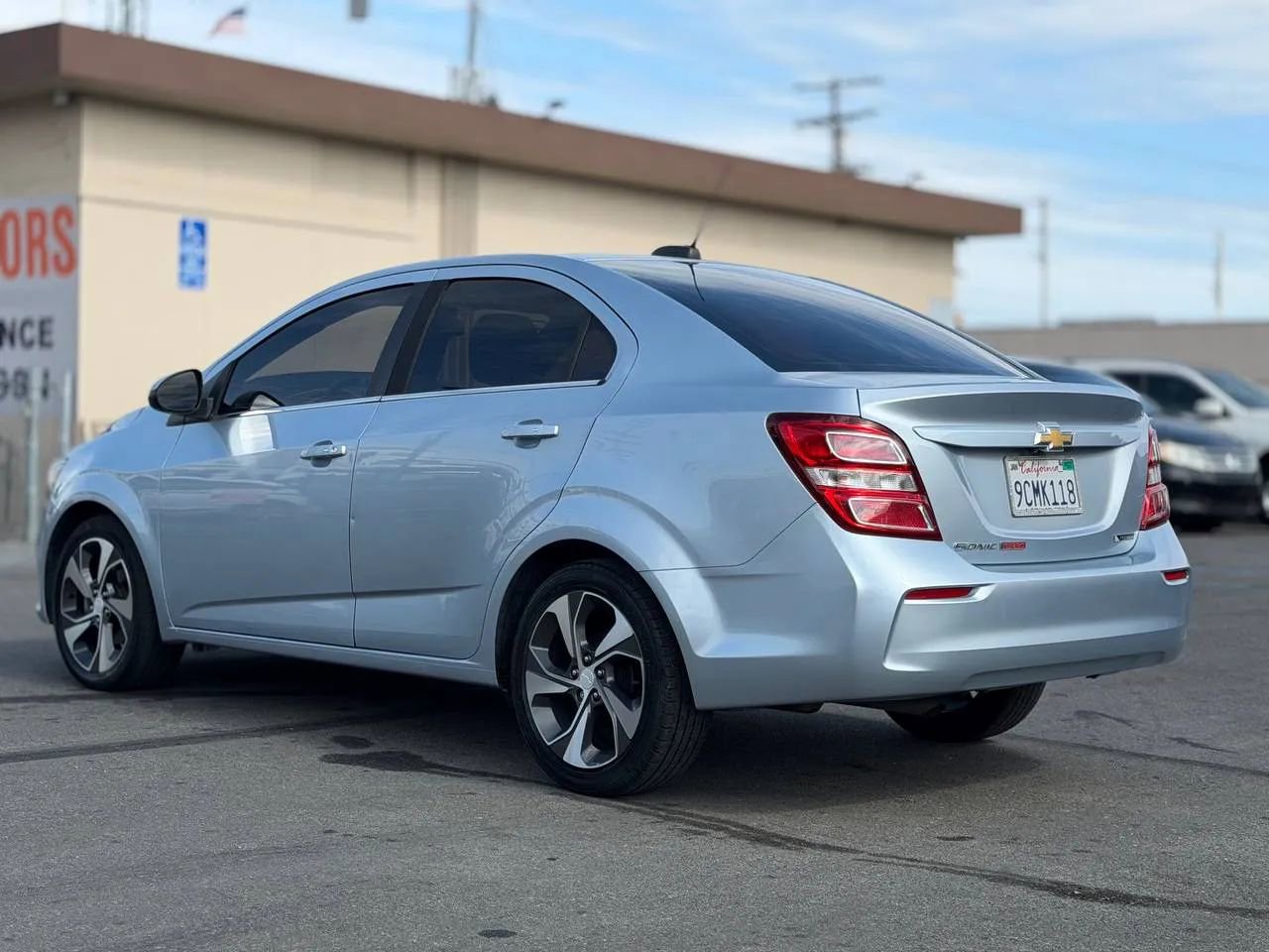 Used 2018 Chevrolet Sonic Premier FWD image 10