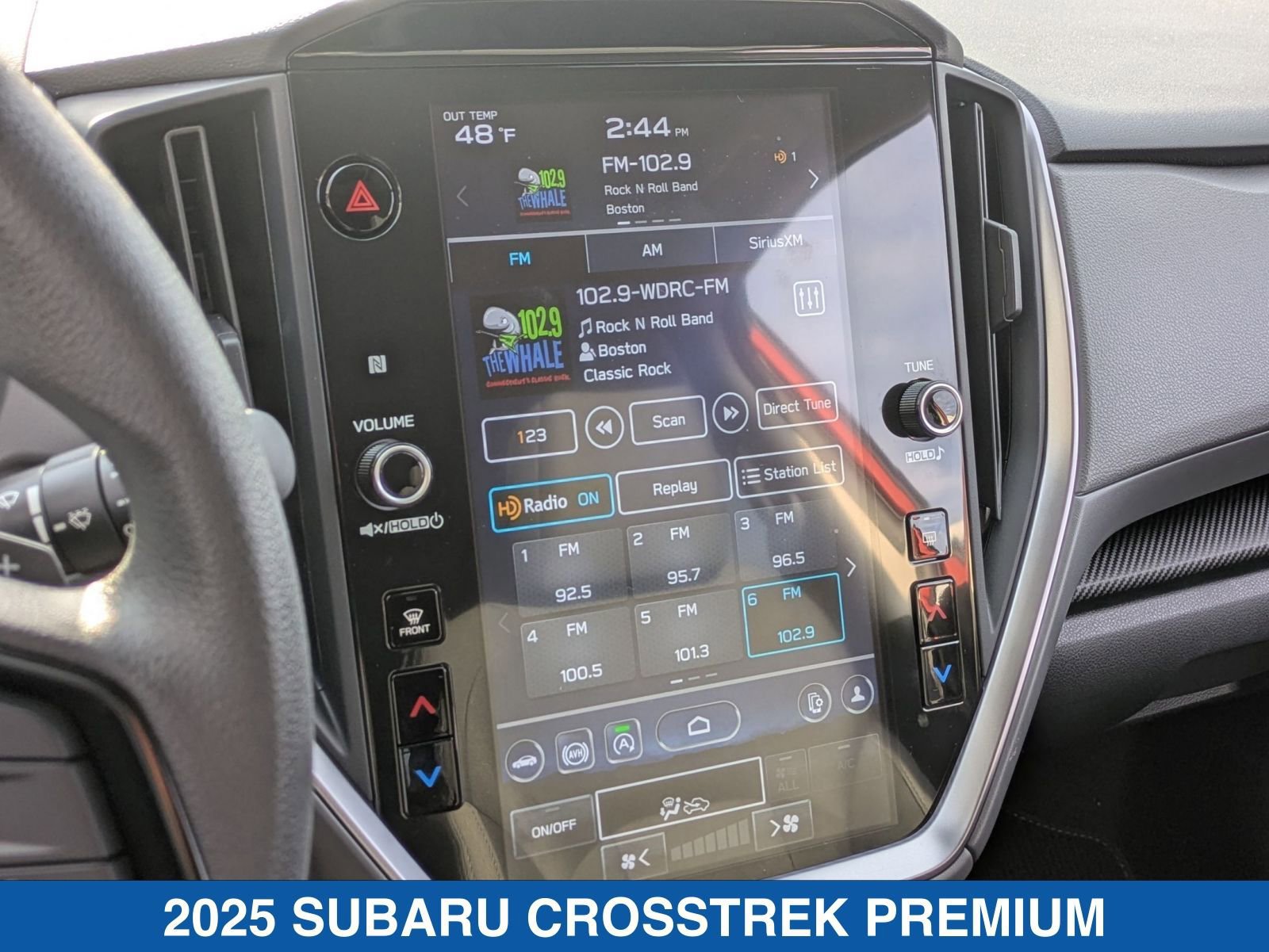 Certified 2025 Subaru Crosstrek 2.0i Premium image 23