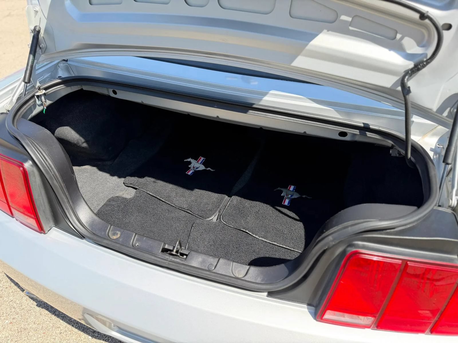 Used 2007 Ford Mustang GT RWD image 18