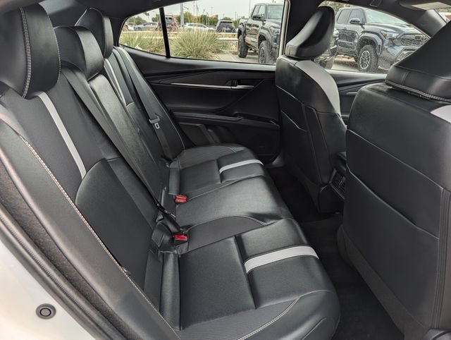 Used 2025 Toyota Camry SE FWD image 29