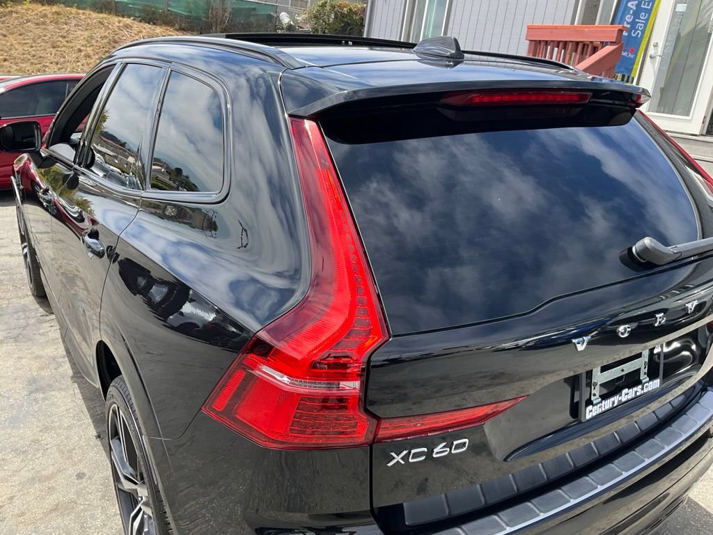 Used 2021 Volvo XC60 T8 R-Design w/ Advanced Package AWD/4WD image 88