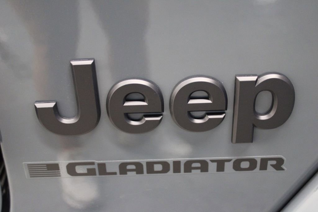 New 2025 Jeep Gladiator Sport image 38