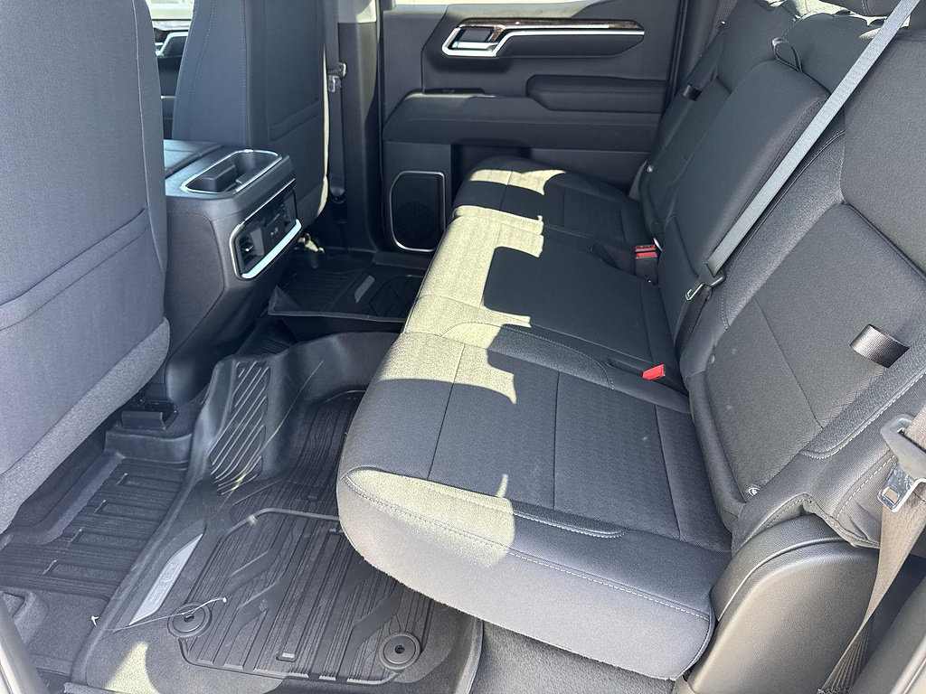 New 2026 GMC Sierra 1500 Elevation AWD/4WD image 1