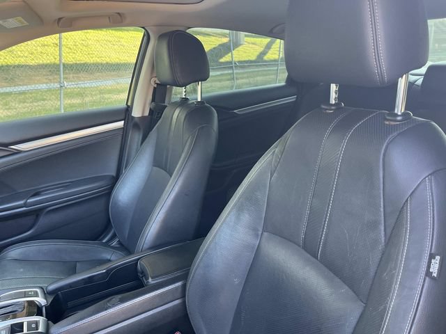 Used 2018 Honda Civic Touring image 10