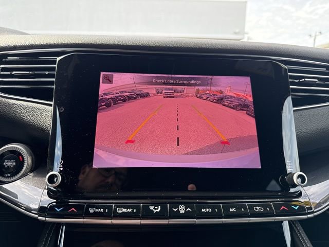 Used 2024 Jeep Wagoneer 4WD image 8