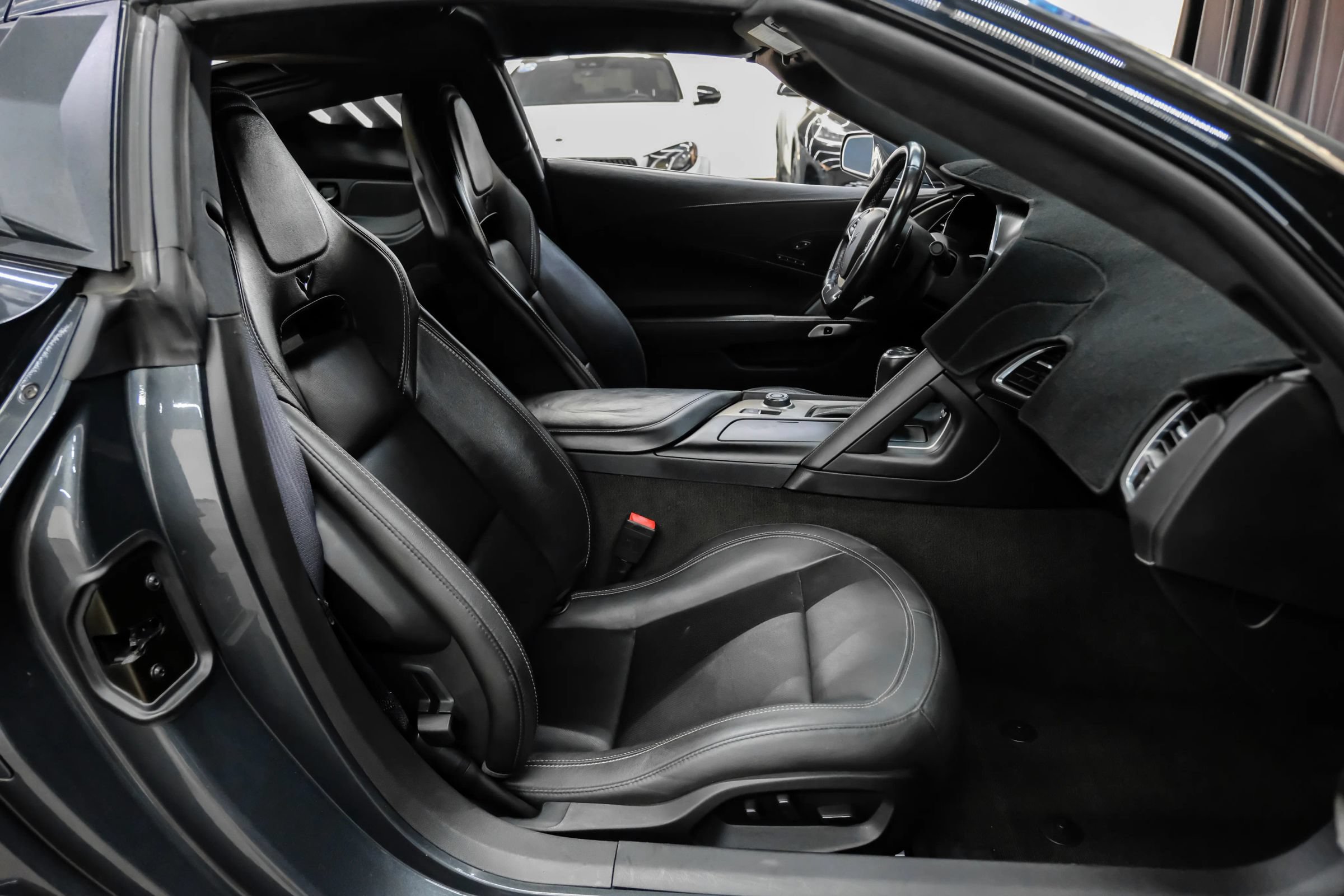Used 2017 Chevrolet Corvette Grand Sport RWD image 37