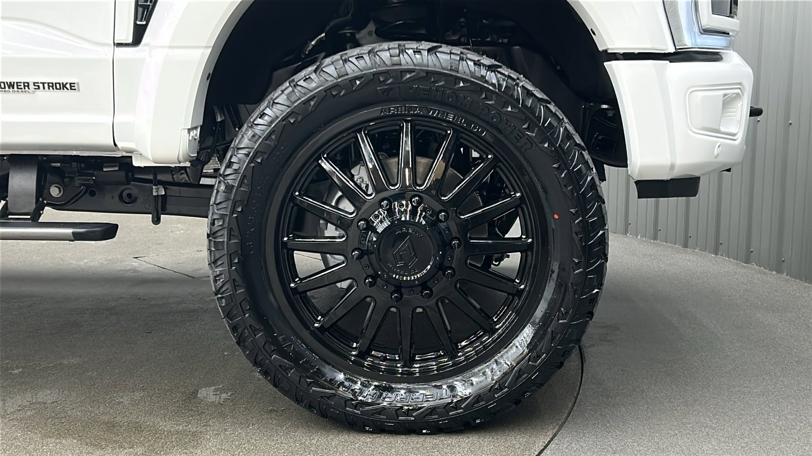 Used 2026 Ford F450 Platinum image 9