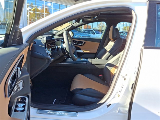 New 2026 Mercedes-Benz E 53 AMG e 4MATIC Sedan image 13
