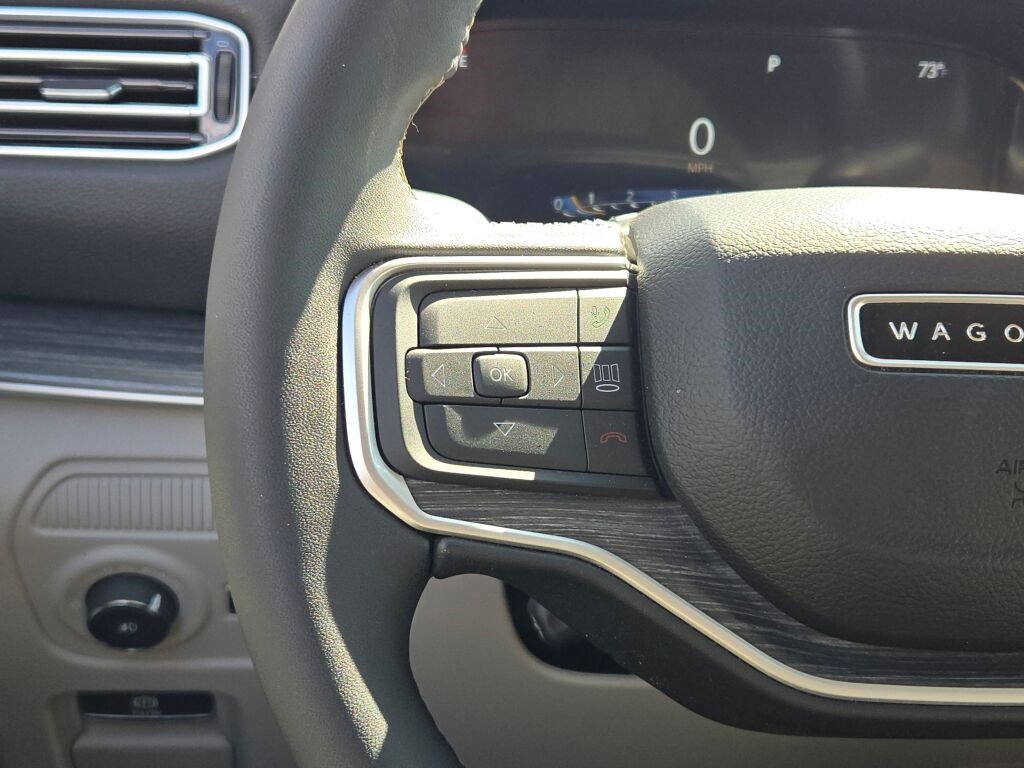 Used 2024 Jeep Wagoneer Series III w/ Premium Group I image 35