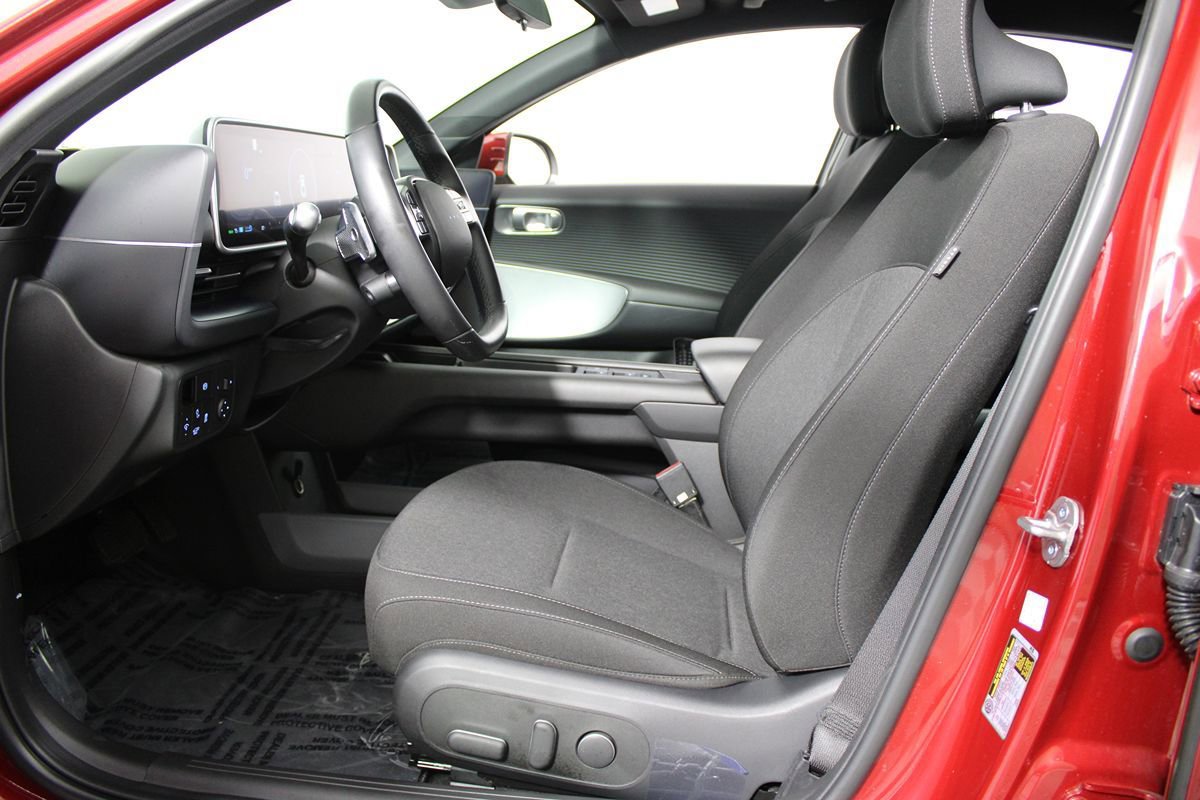 Used 2024 Hyundai Ioniq 6 SE RWD image 8