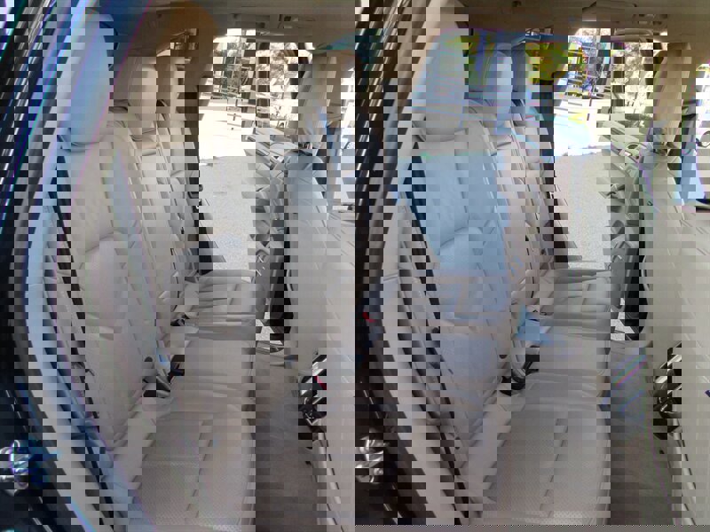 Used 2013 Porsche Cayenne image 24